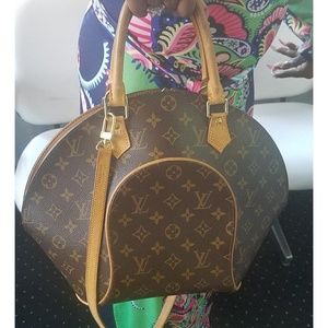 Louis Vuitton Monogram Ellipse-authentic
